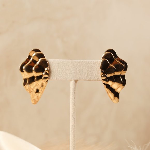 SOLD Vintage Gold Fan Stud Earrings - Picture 8 of 8